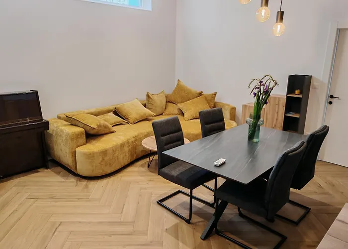 The White House Villa