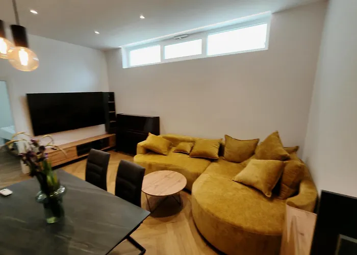 The White House Villa *