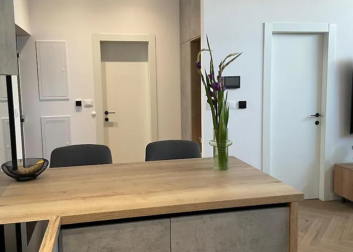 The White House Villa *