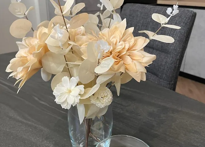 The White House * Split