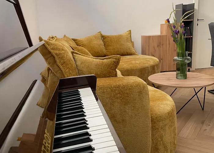 The White House Villa *