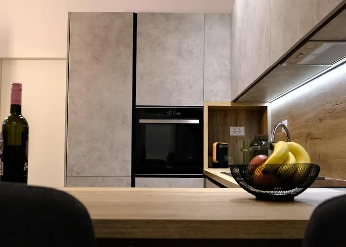 The White House * Split