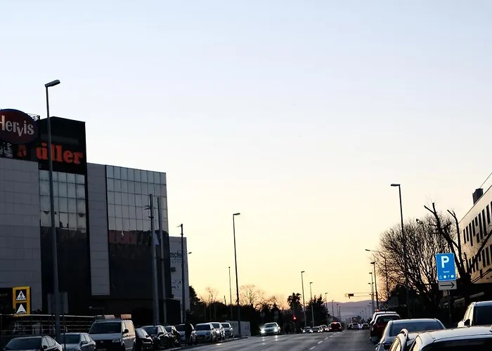 The White House Villa