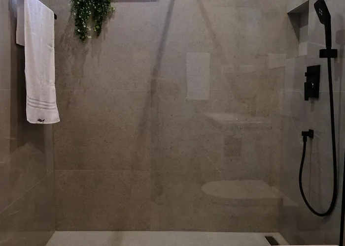 The White House Villa *