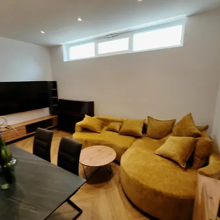 The White House Villa *