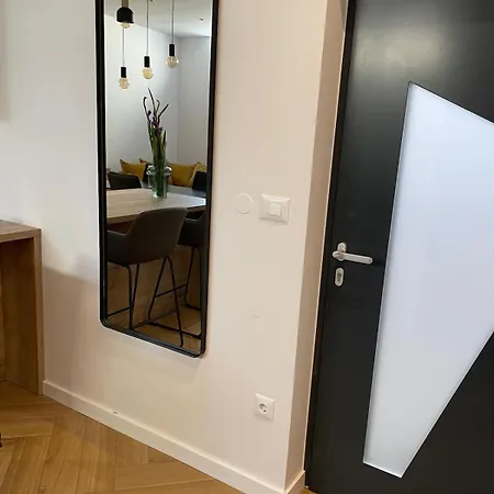 The White House Willa *