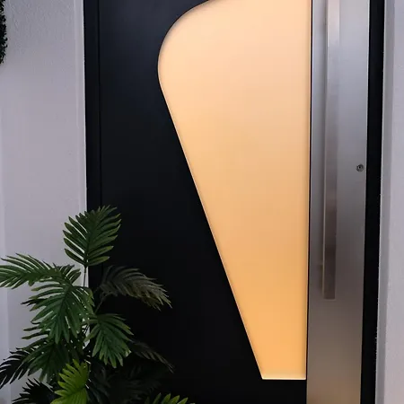 Willa The White House *